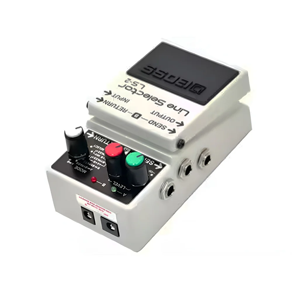 BOSS LS-2 Line Selector Kompakt Efekt Pedalı