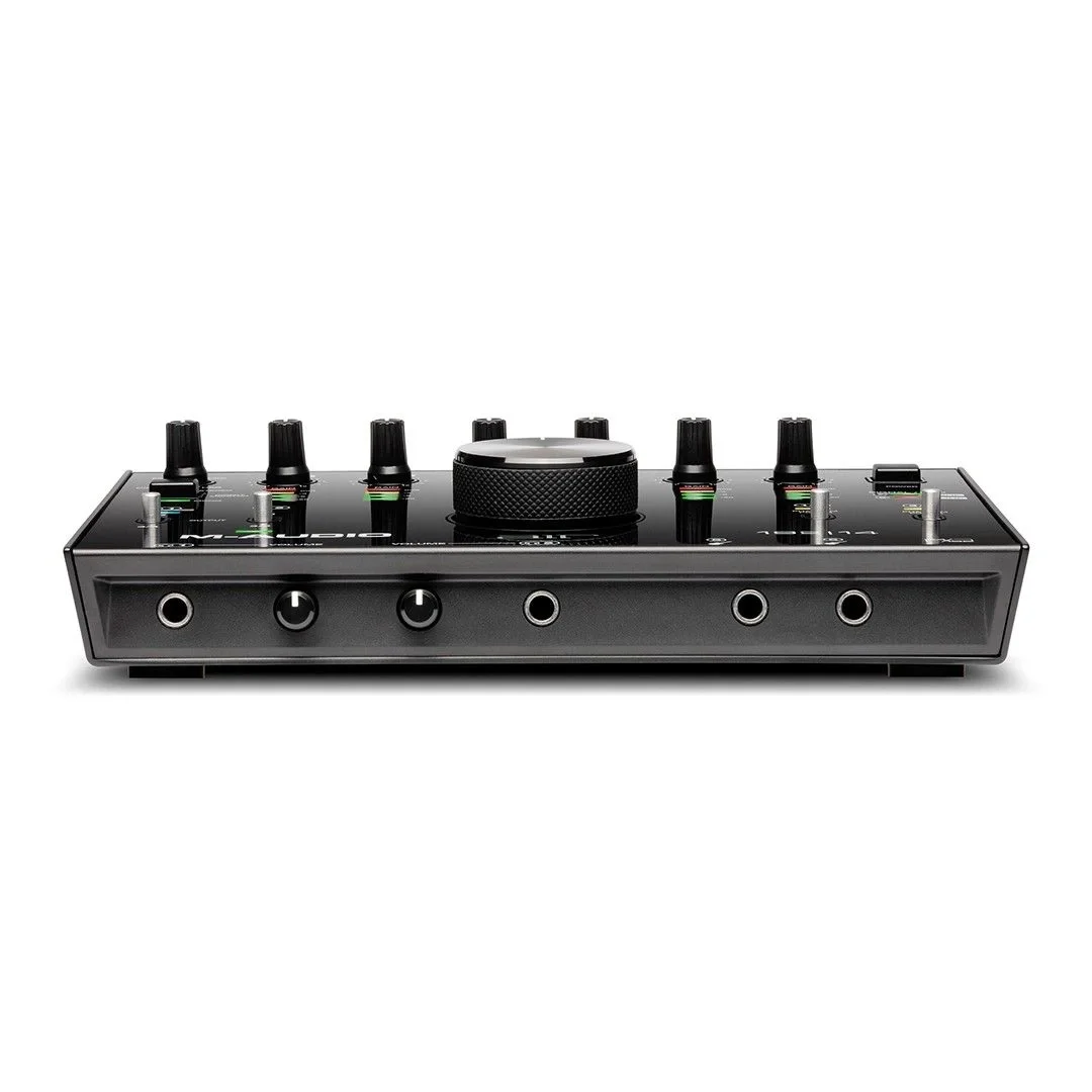 M-Audio AIR 192|14 8-giriş / 4-çıkış / 24-bit/192 kHz / +48 V mikrofon / MIDI/ enstrüman girişli yeni nesil ses kartı