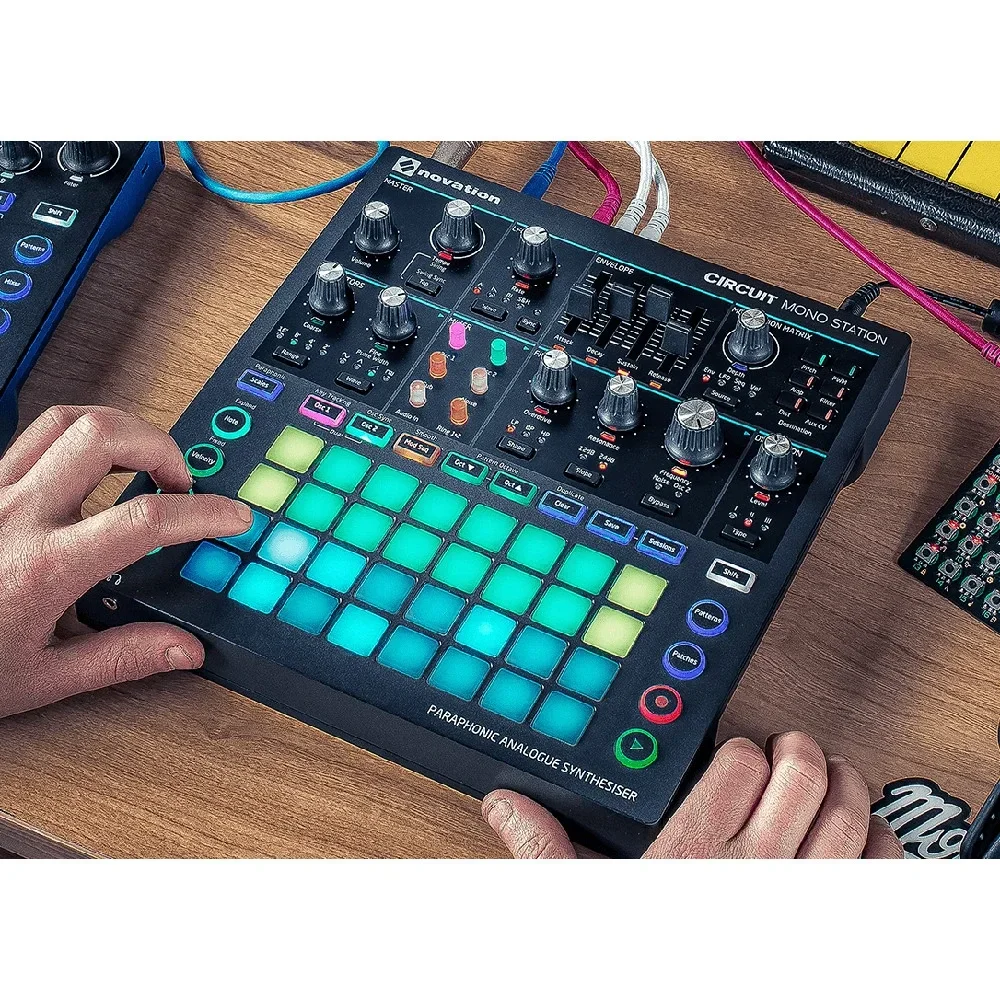 Novation Circuit Mono Station