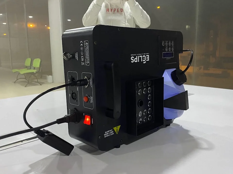 Eclips VOLKAN Zaman Ayarlı Sis Makinesi, Led Işıklı, 1500W, CO2 Karbon Sis Simulasyonu, 160 ml/dk