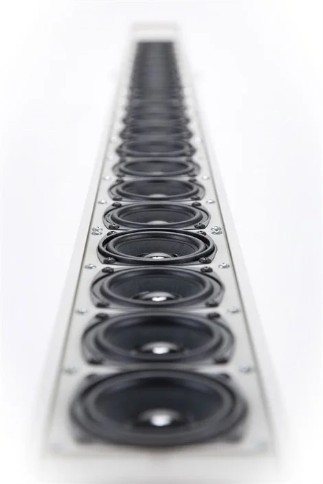 Rcf Vsa1250 12X3" Aktif Sütun Hoparlör, 600W Amp.