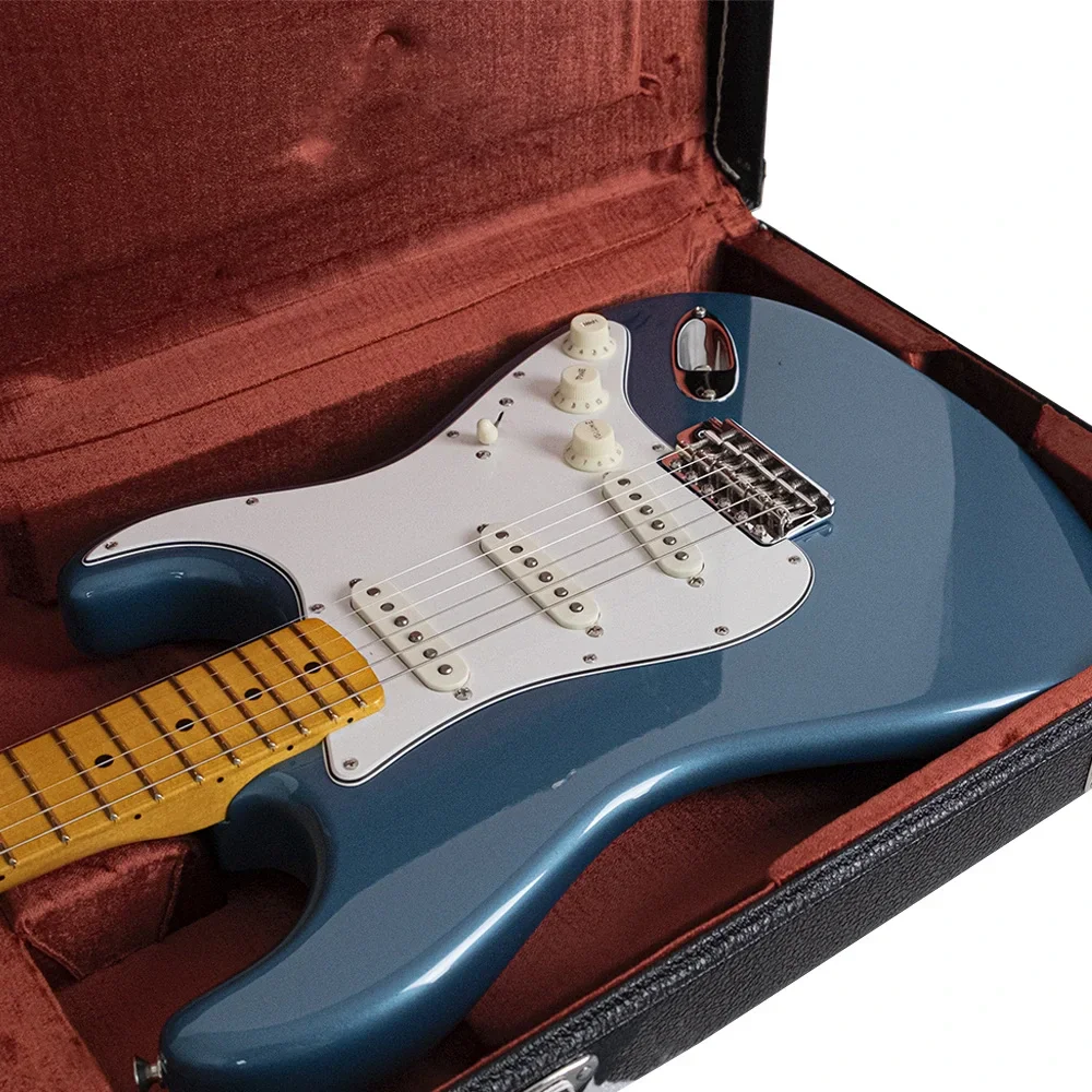 Fender Custom Shop Limited Edition 1965 Stratocaster NOS Akçaağaç Klavye Ocean Turquoise Elektro Gitar