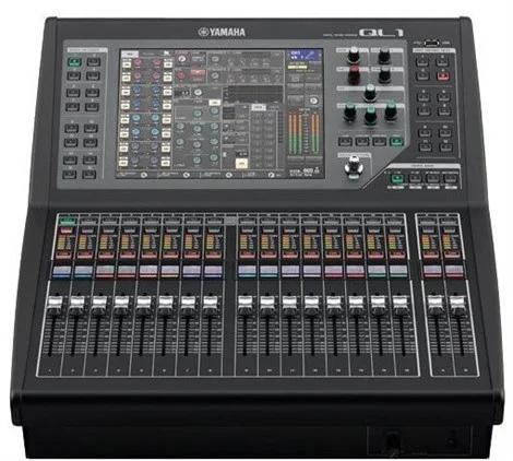 Yamaha QL 1 Dijital Mikser 16 İn X 8 Out, (32+8 İn, 16 Out)